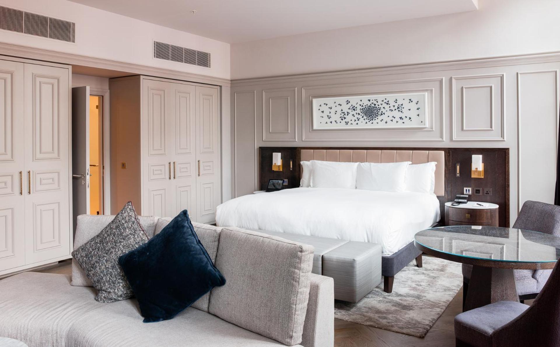 The Trafalgar St. James, Curio Collection By Hilton Londres