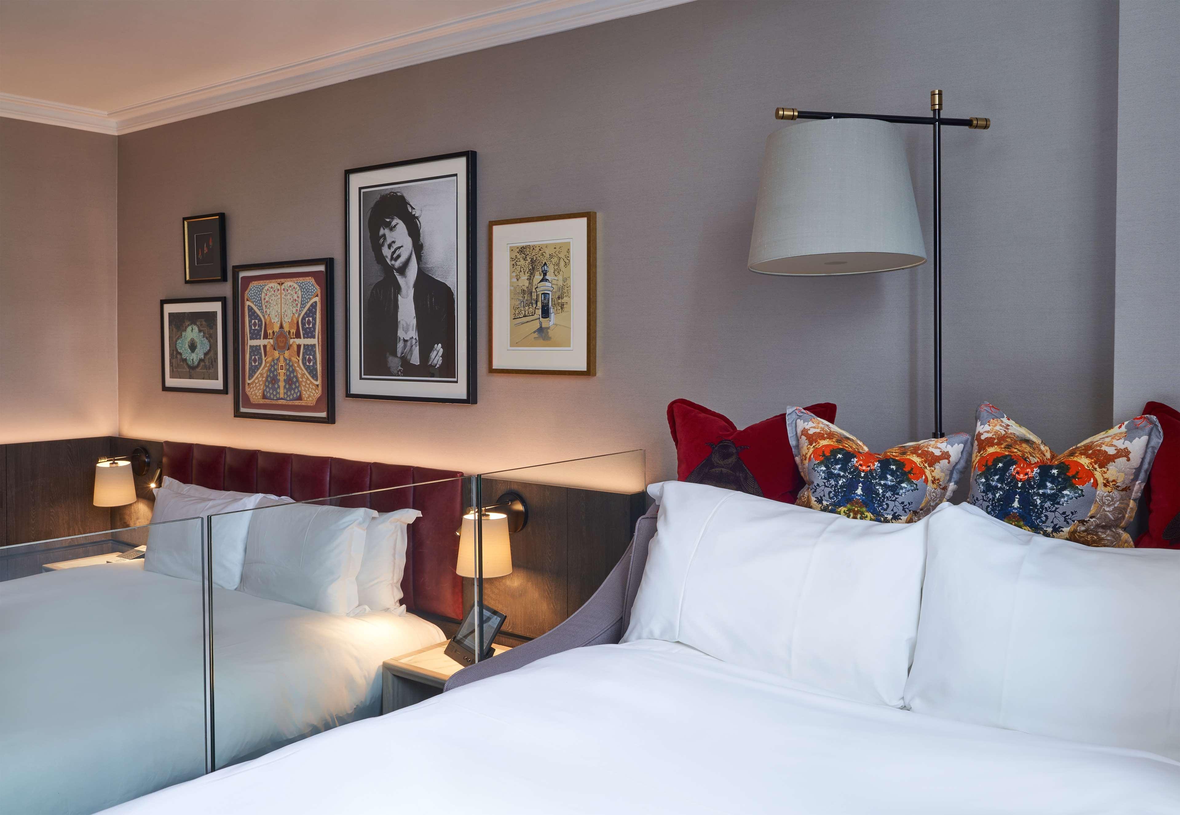 Hotel The Trafalgar St. James, Curio Collection By Hilton Londen