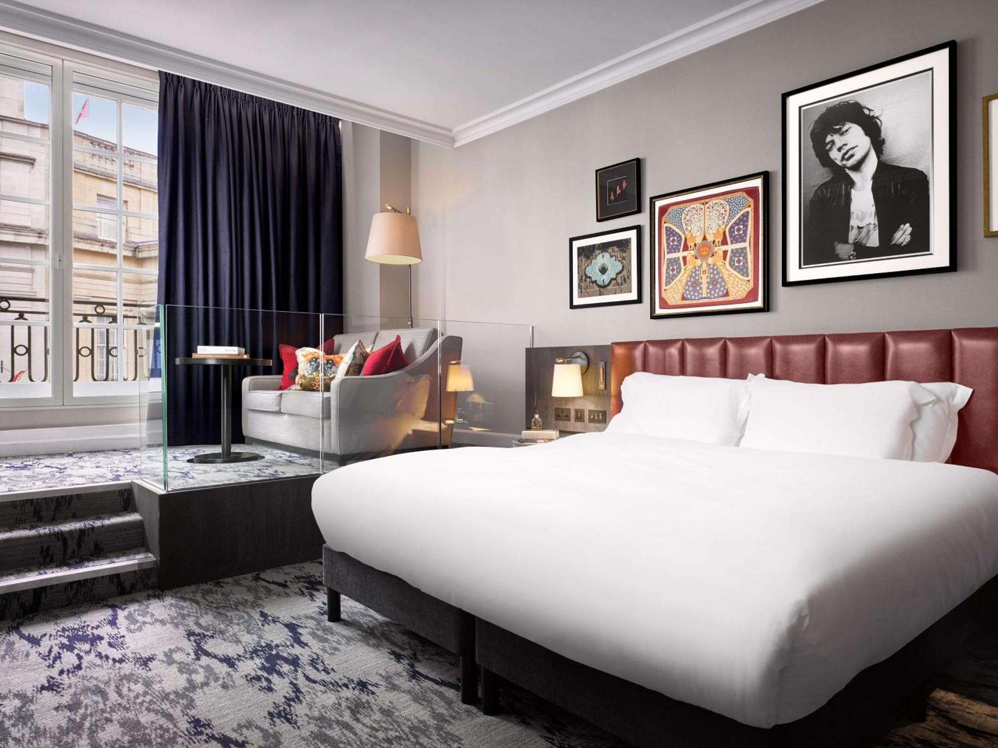 Hotel The Trafalgar St. James, Curio Collection By Hilton Londres