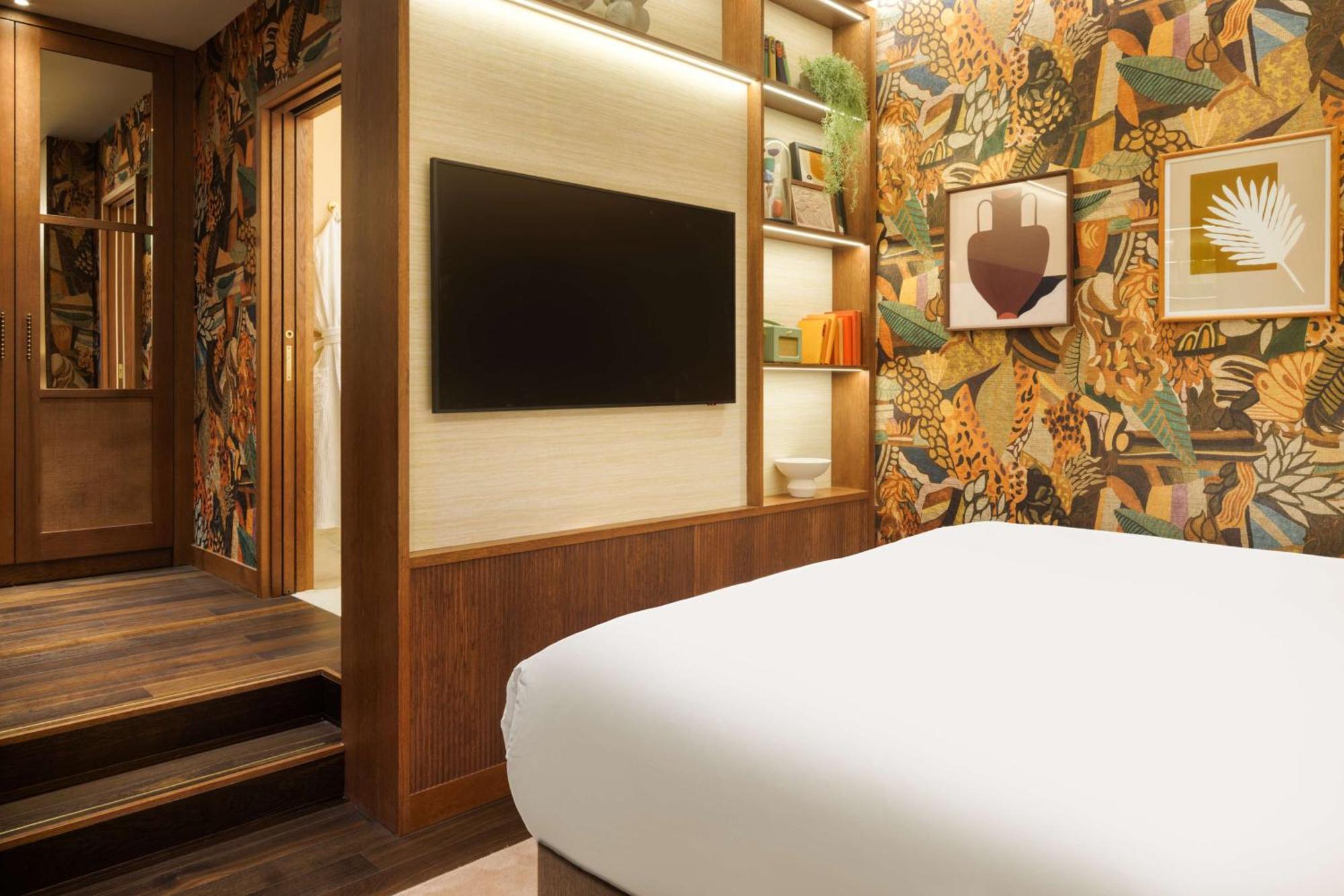 The Trafalgar St. James, Curio Collection By Hilton 5* Londres