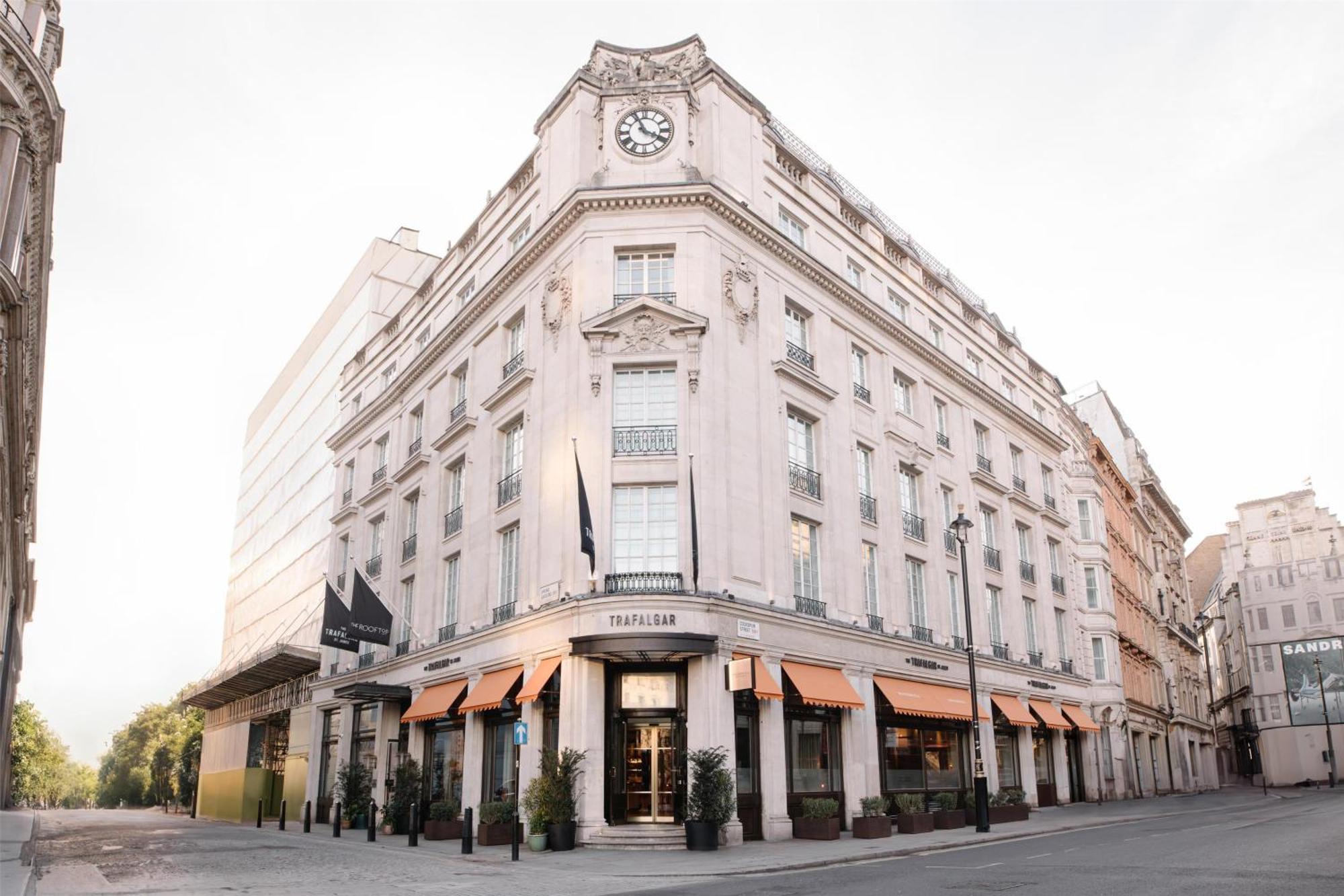 The Trafalgar St. James, Curio Collection By Hilton 5* Londres